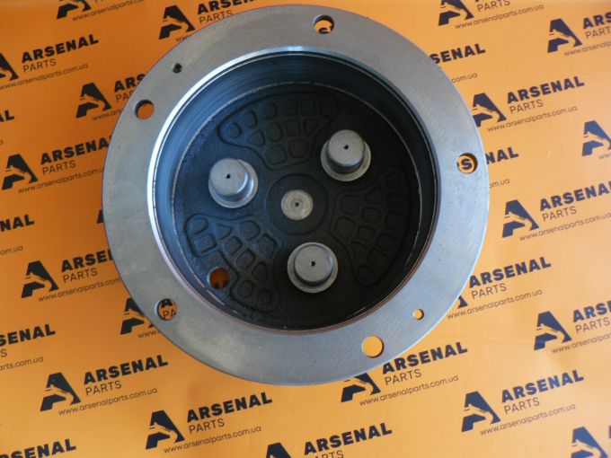 Кришка бортового редуктора 450/10216>>458/M4230 (MLK)